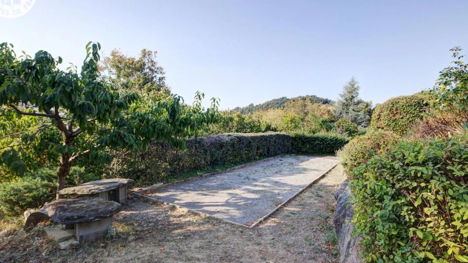 Tatil Evi Gite Familial Tout Confort Avec Jardin, Salle De Jeux, Garage Et Terrasse, Pres De Saint-Etienne - Fr-1-496-204