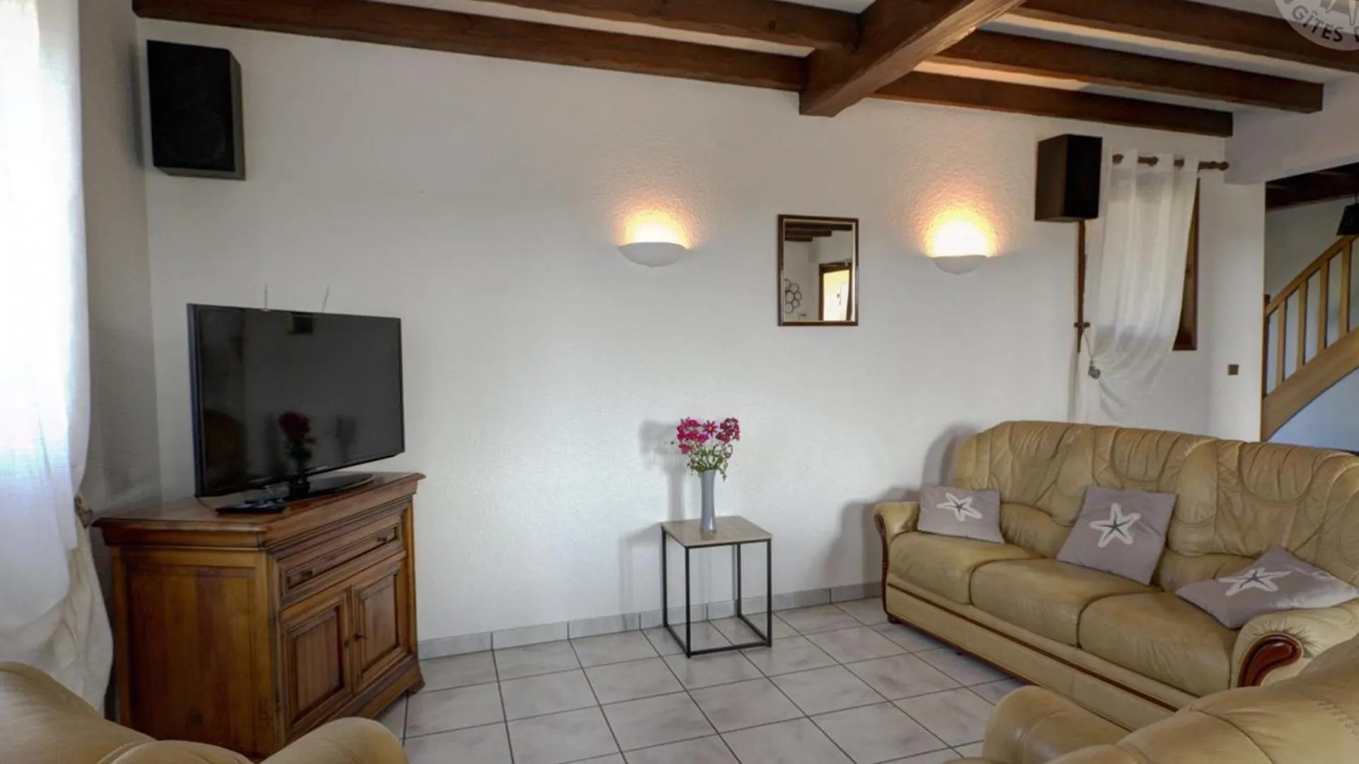 Gite Familial Tout Confort Avec Jardin, Salle De Jeux, Garage Et Terrasse, Pres De Saint-Etienne - Fr-1-496-204 0*, Saint-Christo-en-Jarez